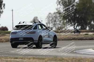 media/May-25-2025-Lotus Club Golden Gate (Sun) [[681474f0a2]]/Novice Group/Turn 3/